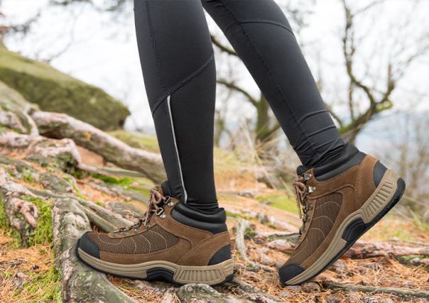 Orthofeet γυναίκες 84N2Z75 μπότες καφέ δέλτα